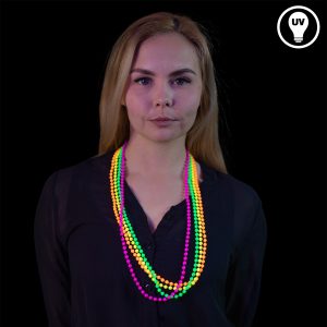 Neon Perlenketten Set im Schwarzlicht