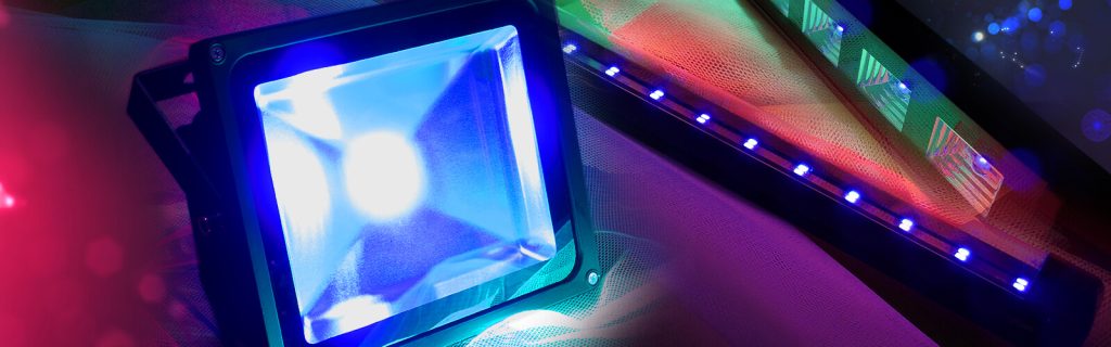 Schwarzlicht Lampen für Partys und Discos Schwarzlicht Lampen: LED UV Fluter und UV Leiste
